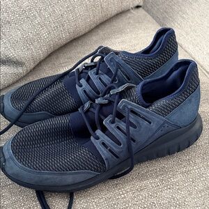 Adidas Tubular Radial Collegiate Navy size 10.5